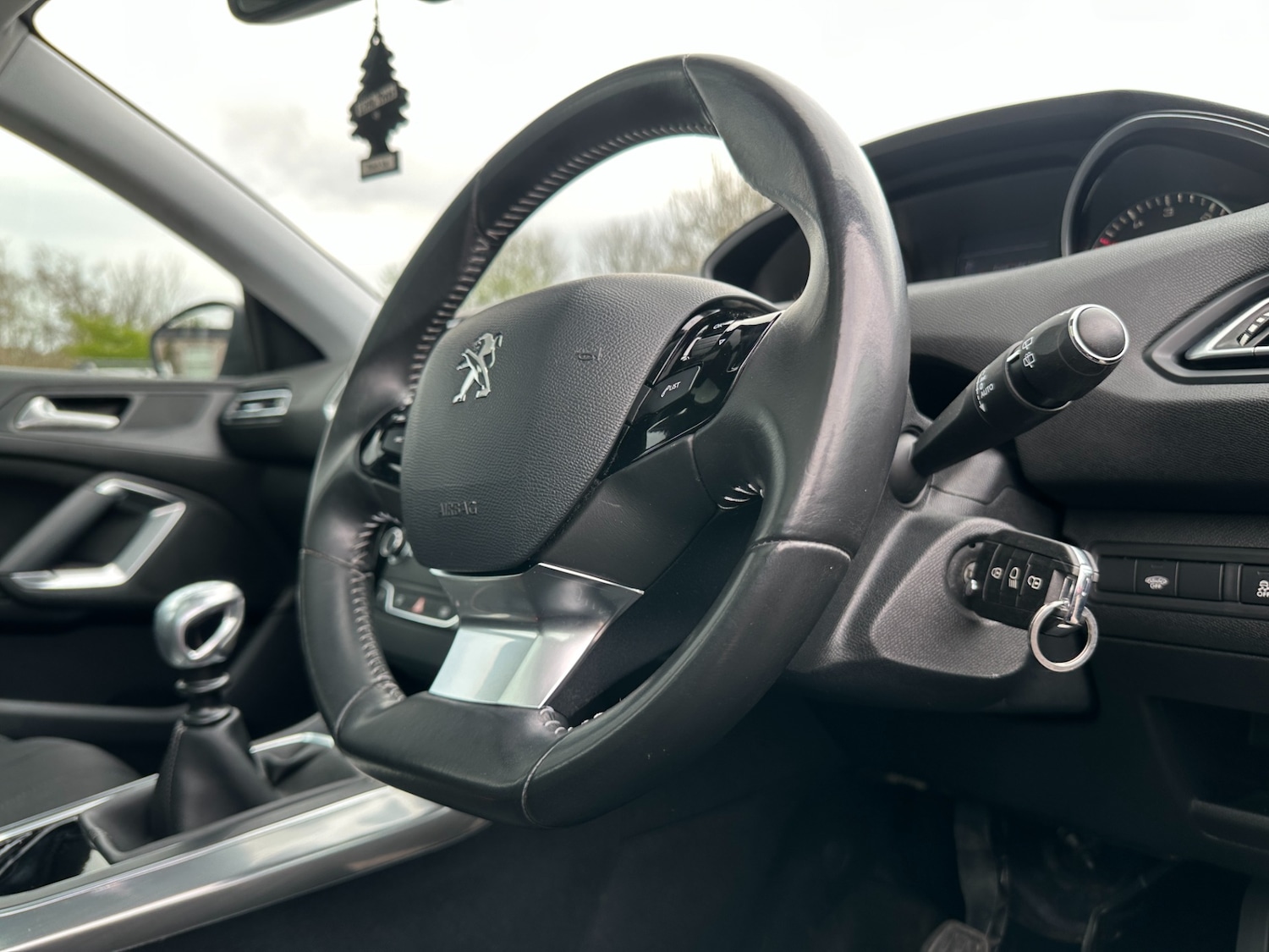 Used Peugeot 308 2013 for sale - 78176434: Photo 31