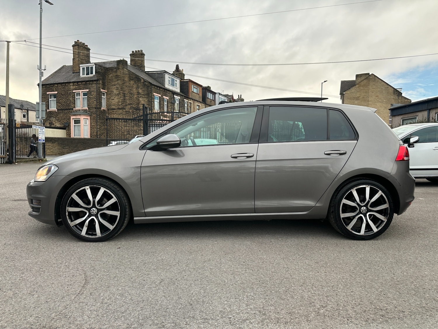 Used Volkswagen Golf 2014 for sale - 77668203: Photo 20