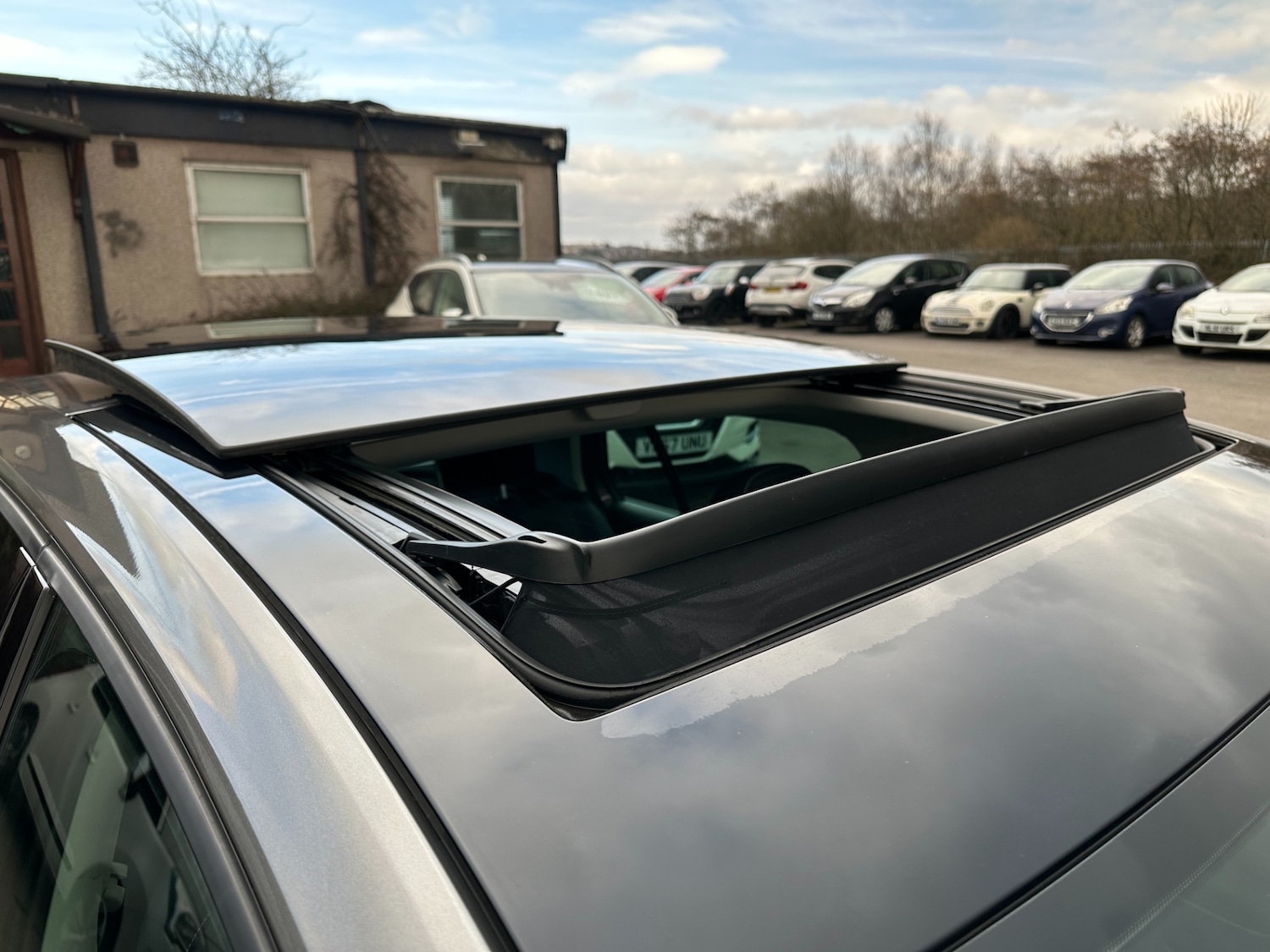 Used Volkswagen Golf 2014 for sale - 77668203: Photo 3