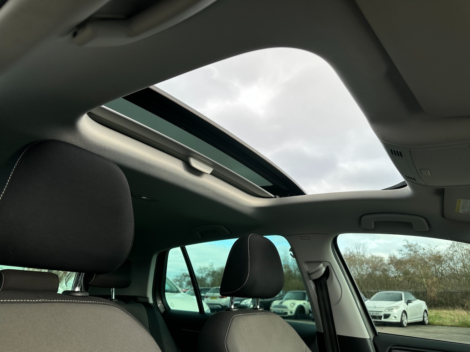 Used Volkswagen Golf 2014 for sale - 77668203: Photo 39