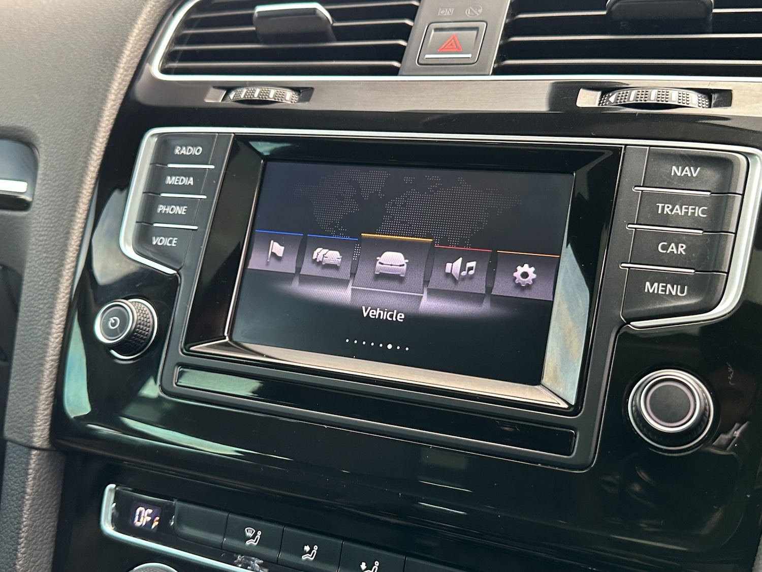 Used Volkswagen Golf 2014 for sale - 77668203: Photo 43