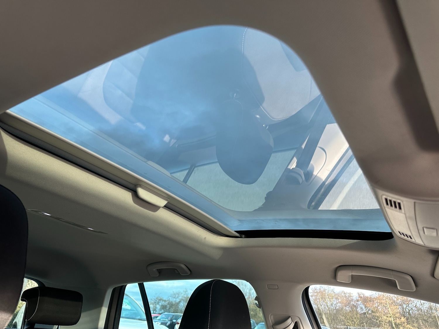 Used Volkswagen Golf 2014 for sale - 77668203: Photo 45