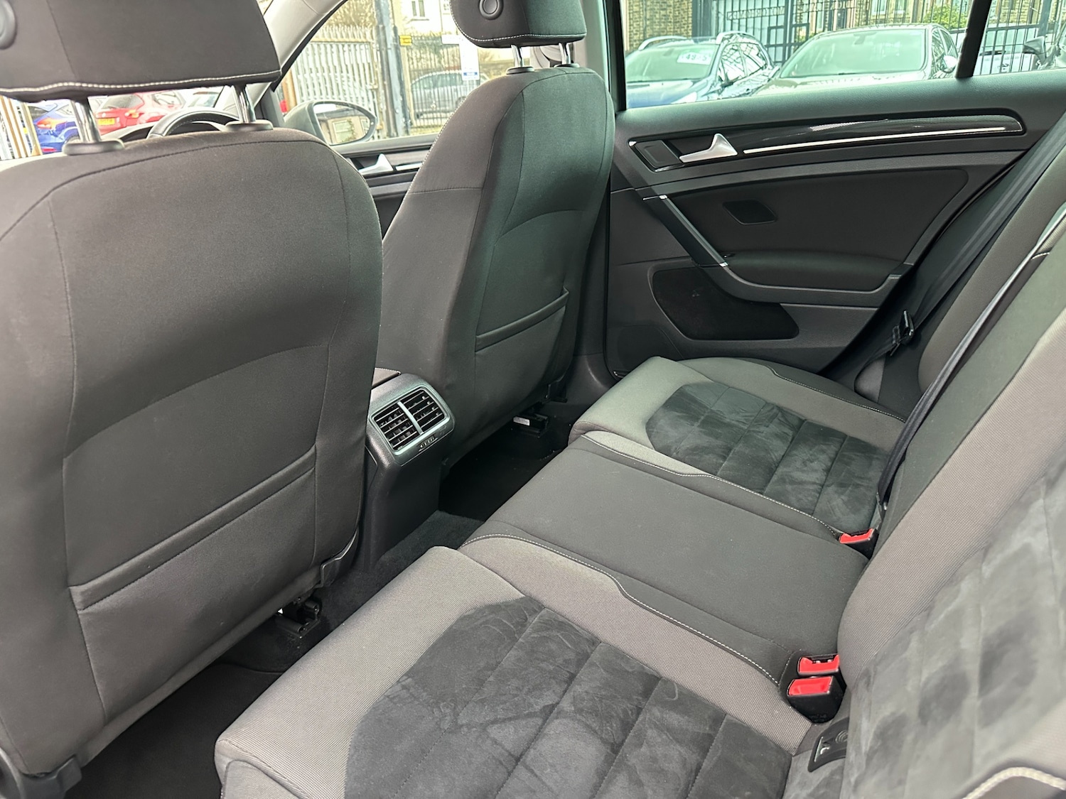 Used Volkswagen Golf 2014 for sale - 77668203: Photo 57