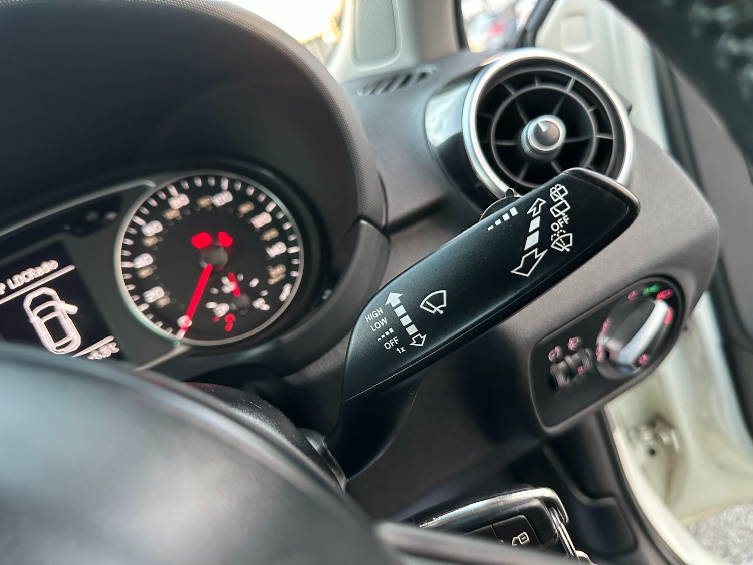 Used Audi A1 2012 for sale - 76697042: Photo 37