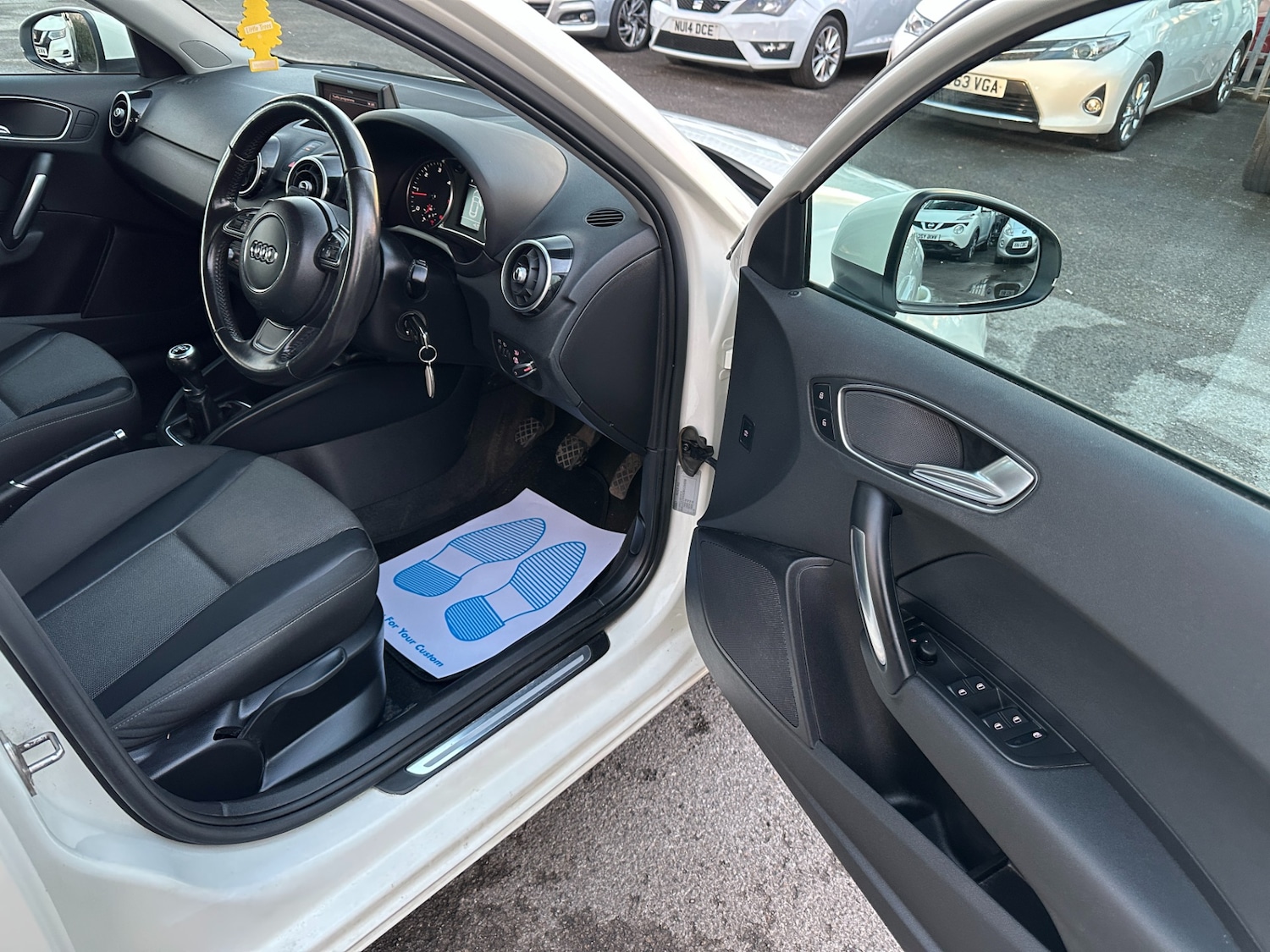 Used Audi A1 2012 for sale - 76697042: Photo 6