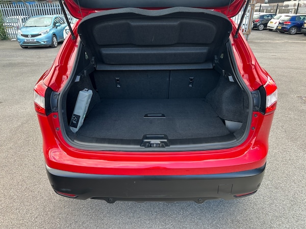 Used Nissan Qashqai 2016 for sale - 76093125: Photo 13