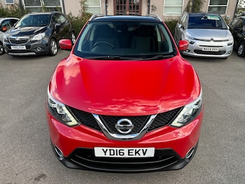 Used Nissan Qashqai 2016 for sale - 76093125: Photo 4