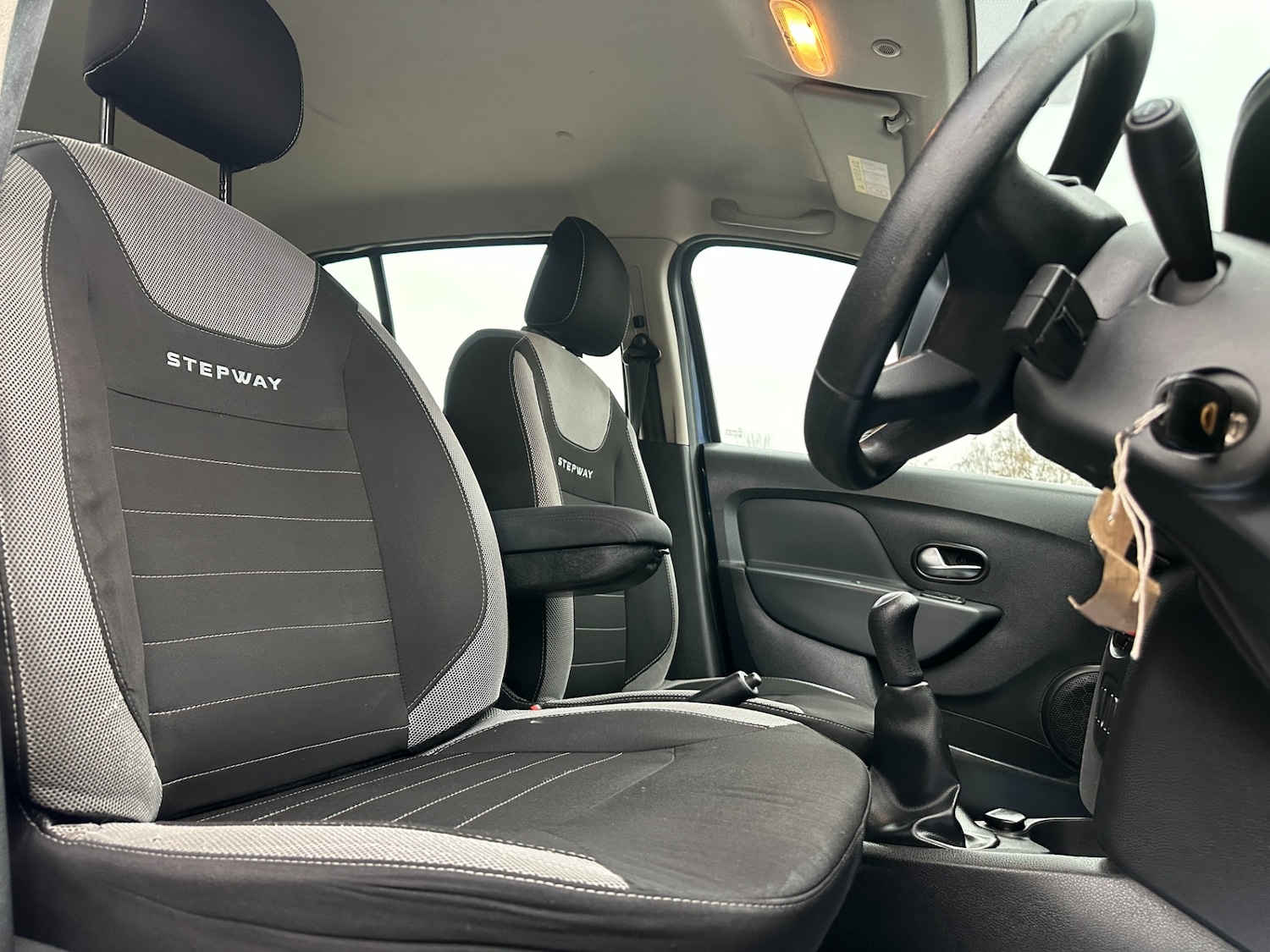 Used Dacia Sandero Stepway 2018 for sale - 77792684: Photo 33