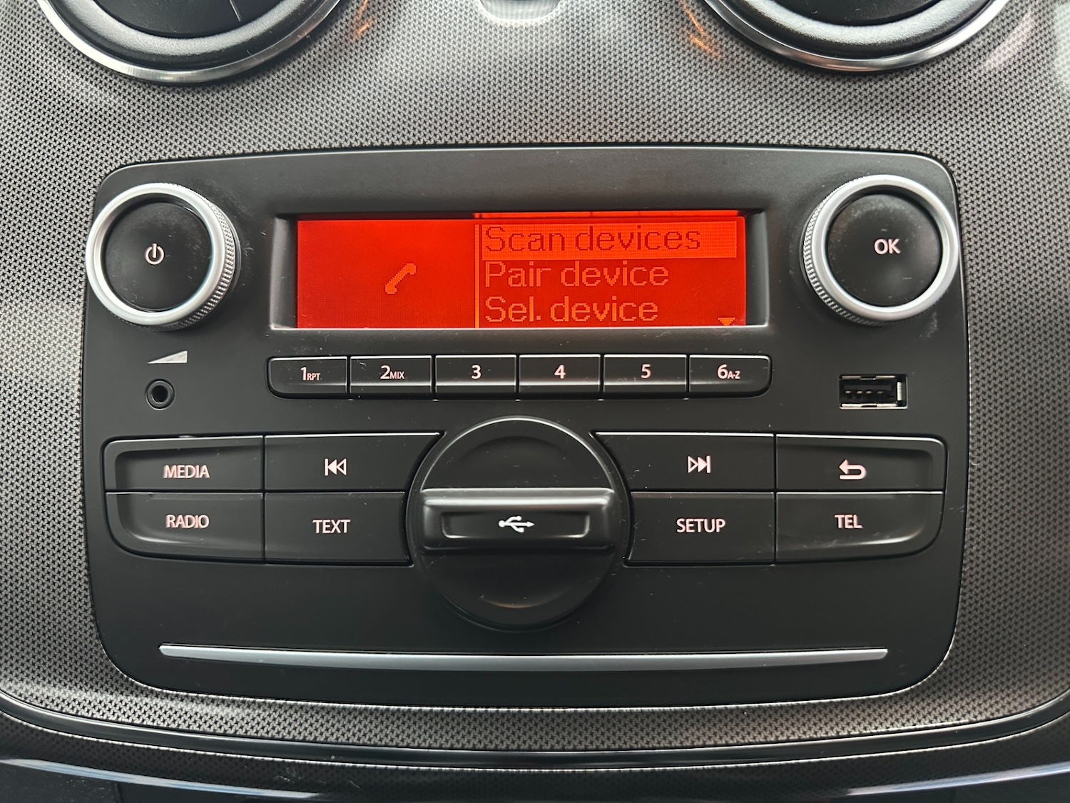 Used Dacia Sandero Stepway 2018 for sale - 77792684: Photo 36