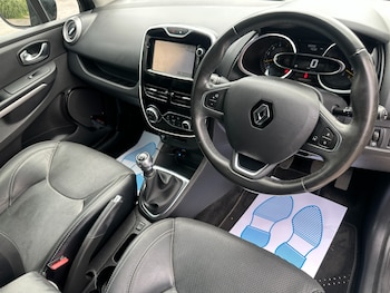Used Renault Clio 2016 for sale - 78953410: Photo
