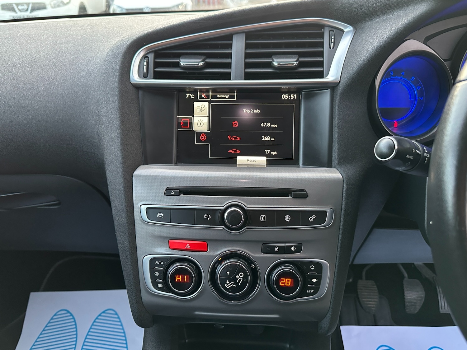 Used Citroen C4 2015 for sale - 77261832: Photo 29