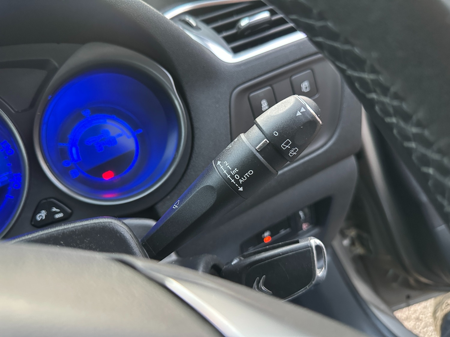 Used Citroen C4 2015 for sale - 77261832: Photo 37