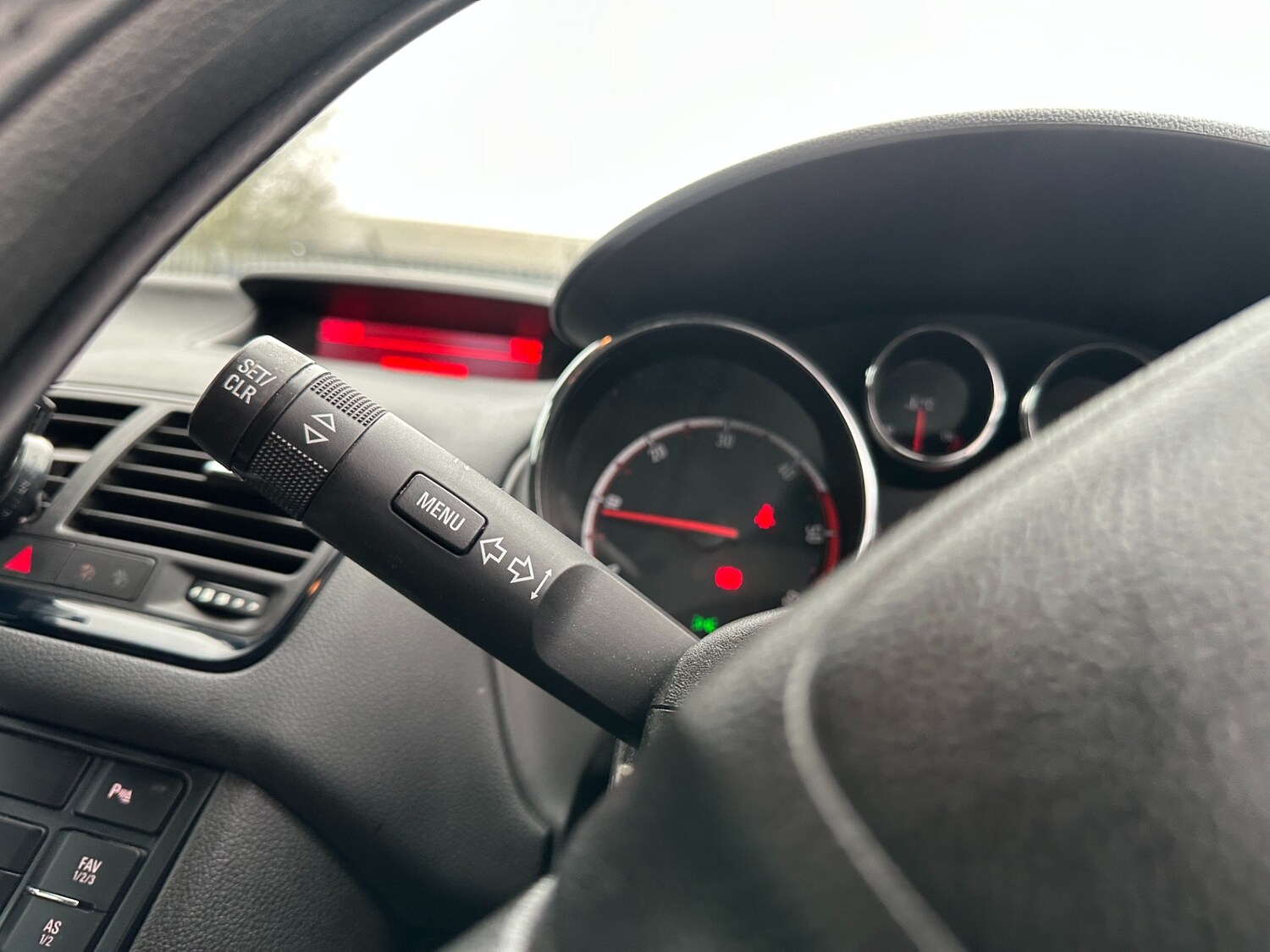 Used Vauxhall Meriva 2011 for sale - 77562768: Photo 32