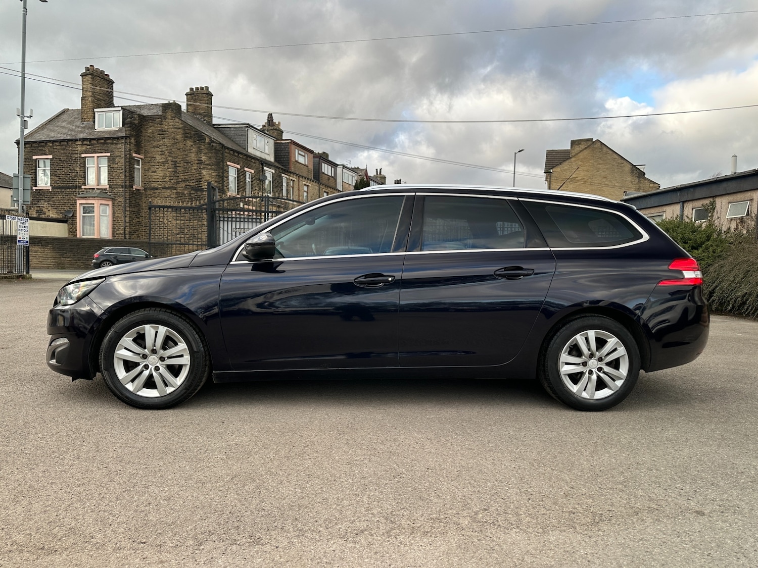 Used Peugeot 308 2015 for sale - 77833729: Photo 15