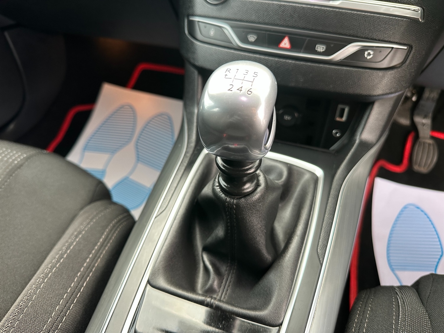 Used Peugeot 308 2015 for sale - 77833729: Photo 32