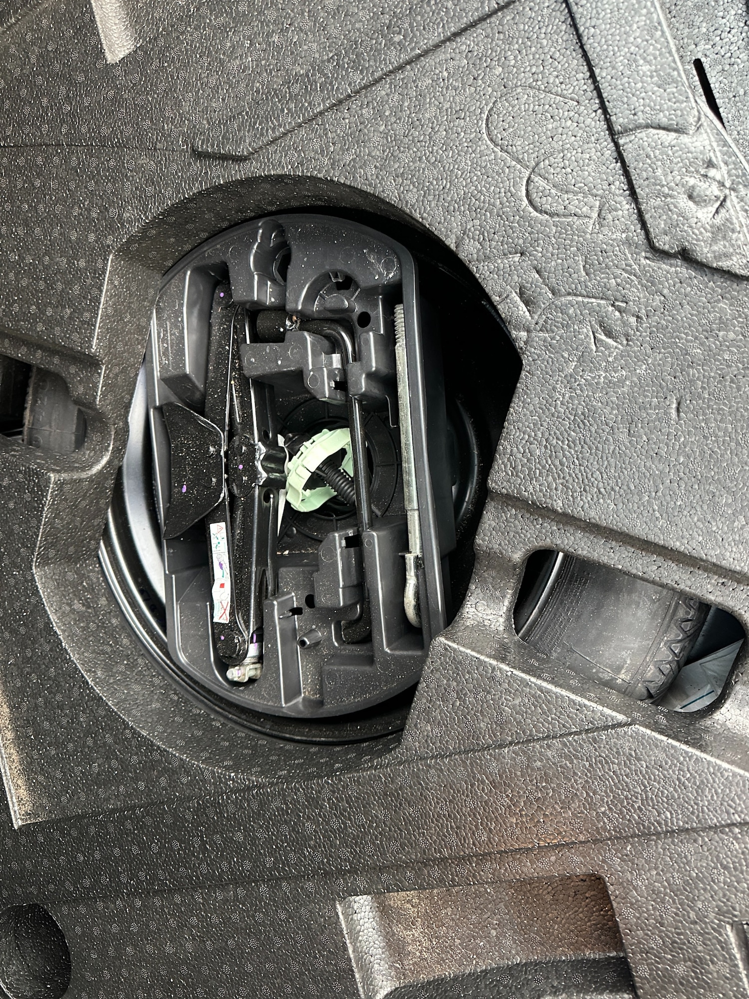 Used Peugeot 308 2015 for sale - 77833729: Photo 41