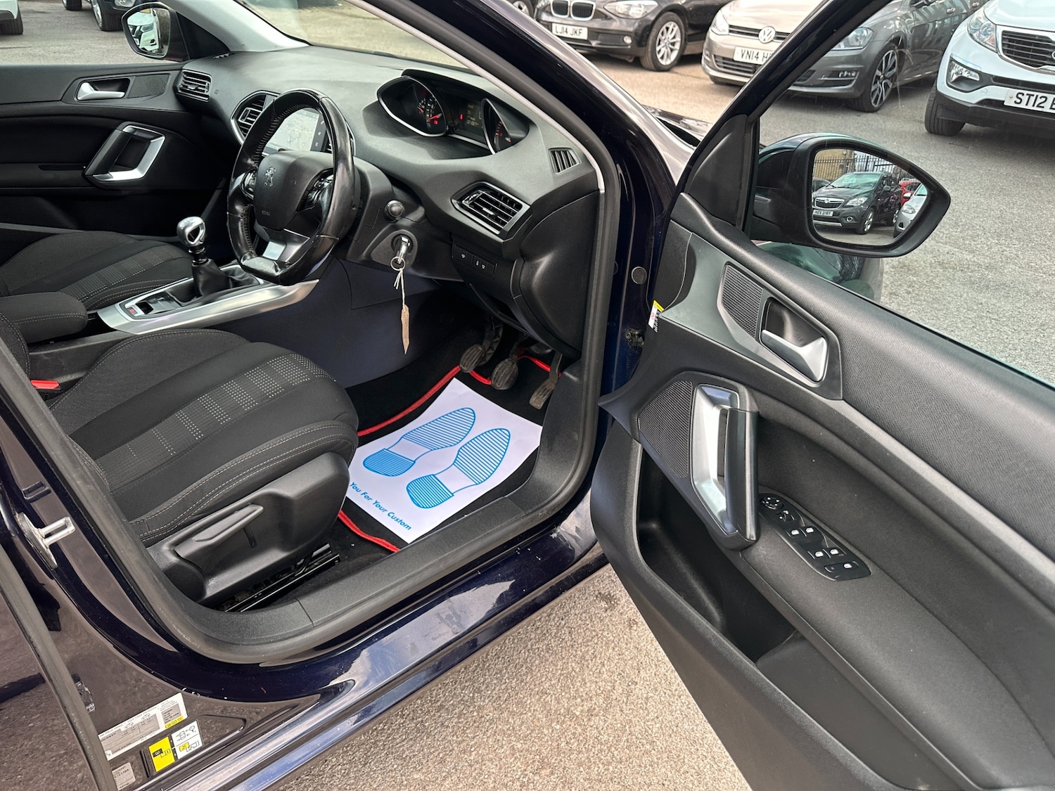 Used Peugeot 308 2015 for sale - 77833729: Photo 6