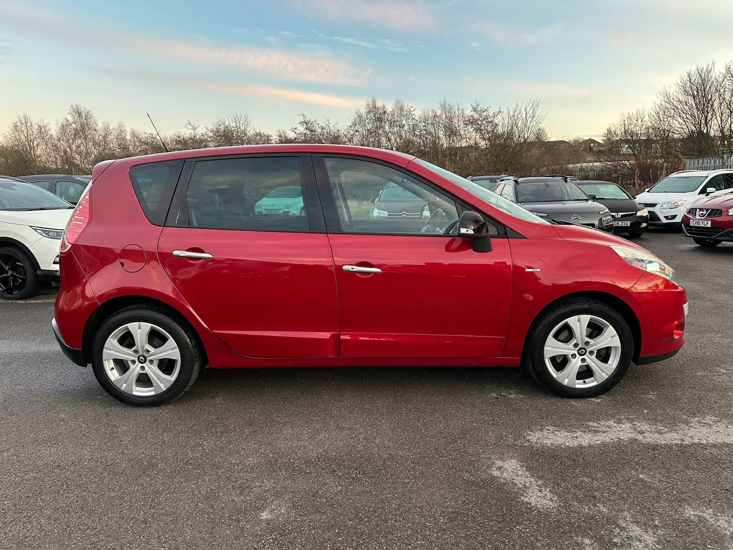 Used Renault Scenic 2011 for sale - 76960293: Photo 16