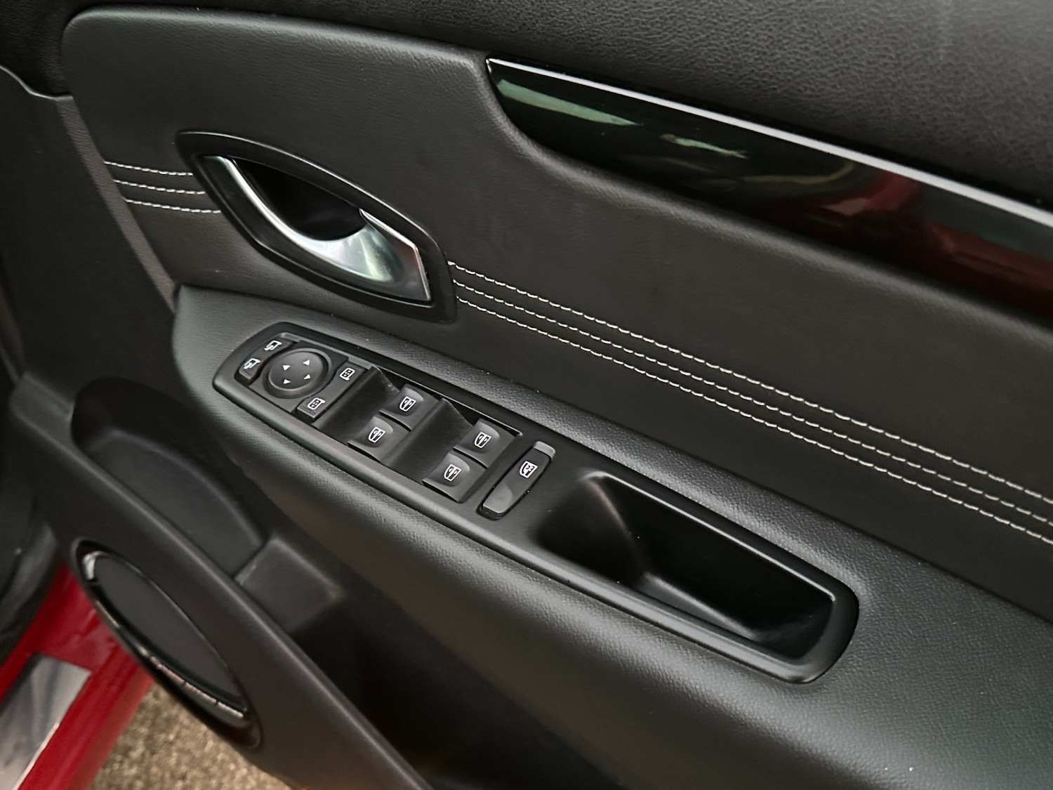 Used Renault Scenic 2011 for sale - 76960293: Photo 23