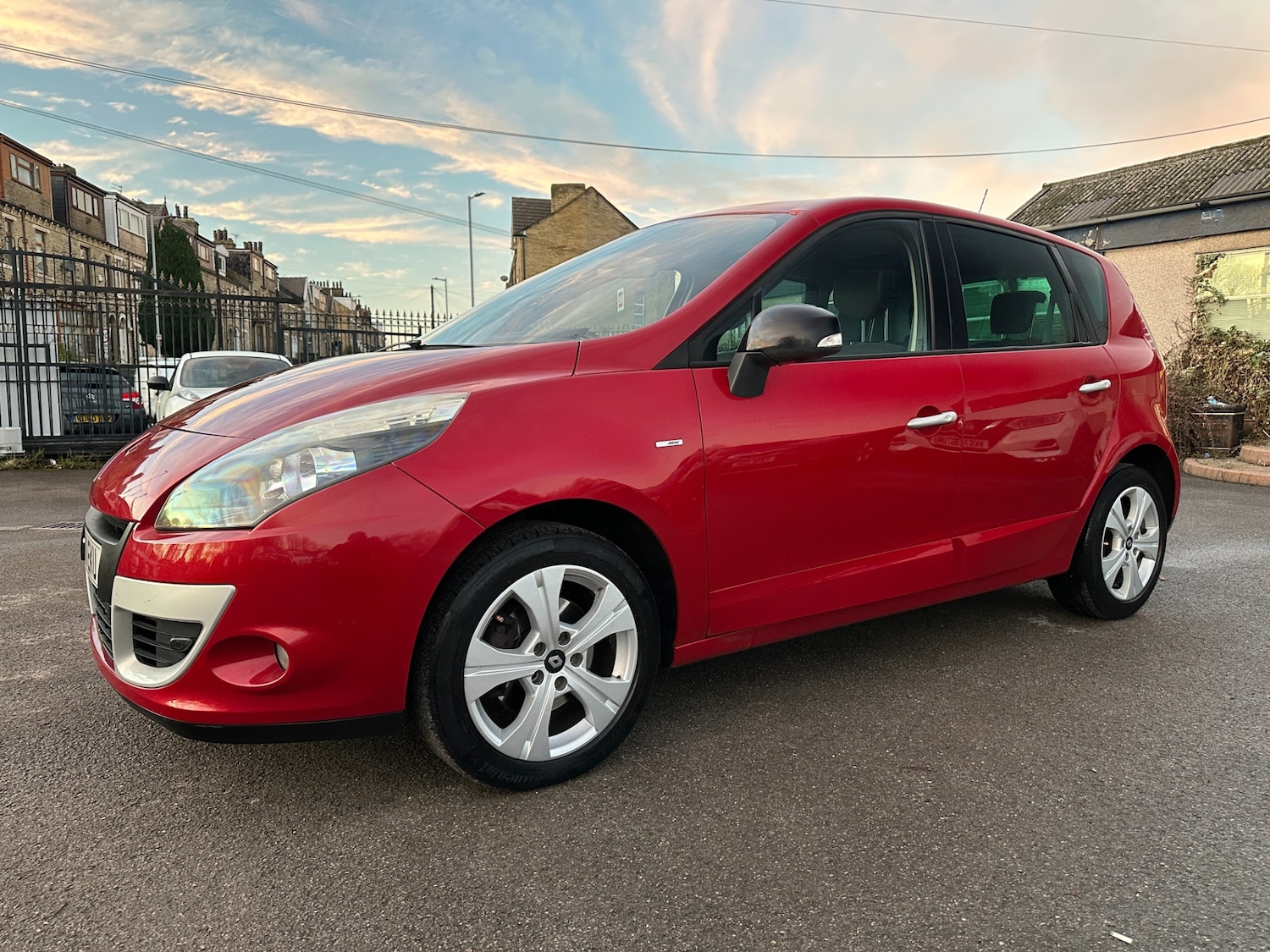 Used Renault Scenic 2011 for sale - 76960293: Photo 4