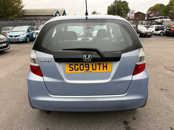 Used Honda Jazz 2009 for sale - 76289674: Photo 15