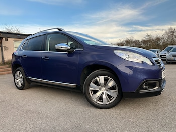 Used Peugeot 2008 2015 for sale - 77636322: Photo