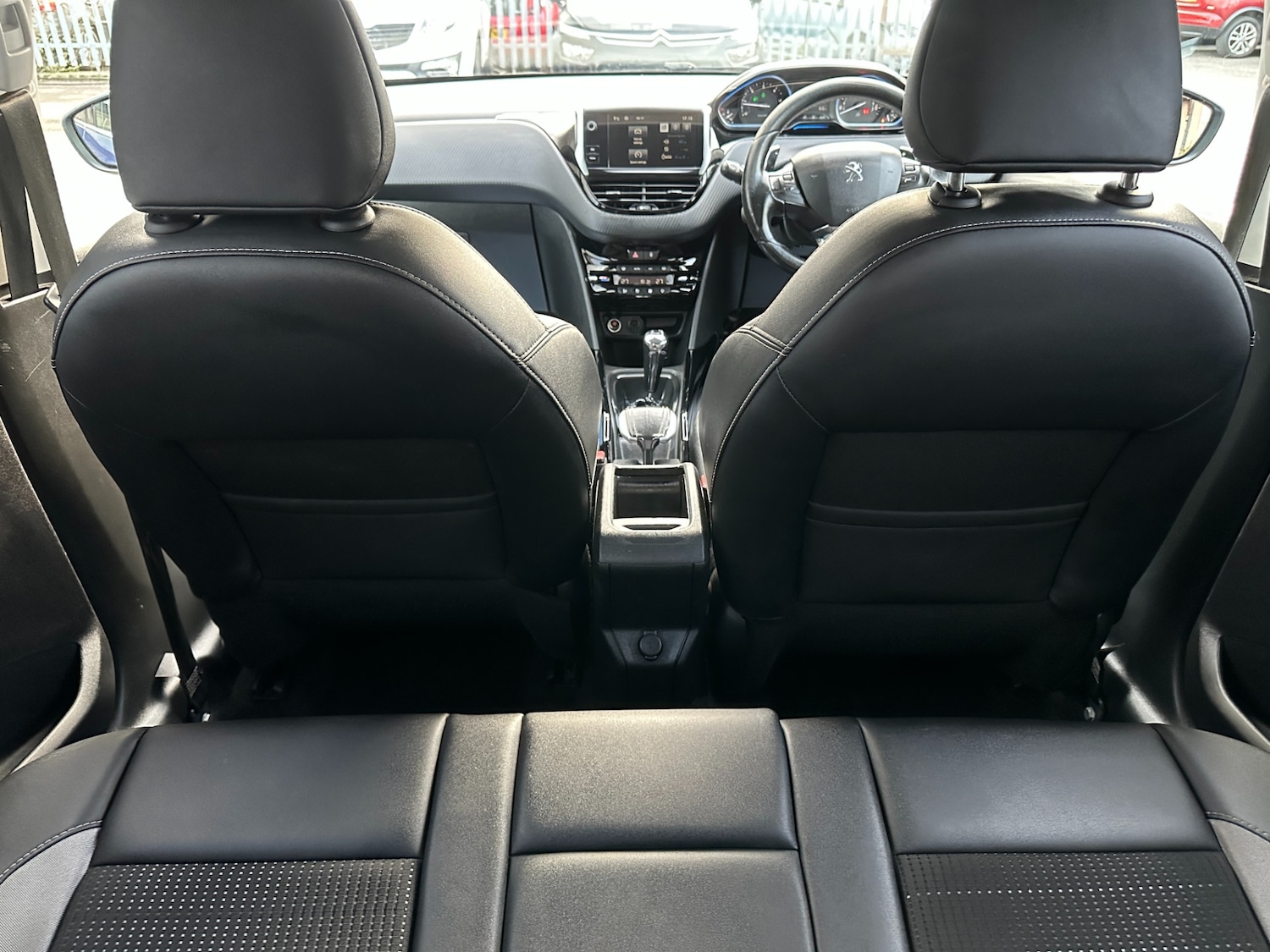 Used Peugeot 2008 2015 for sale - 77636322: Photo 38