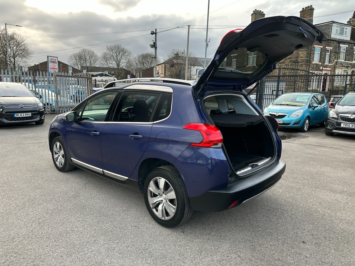 Used Peugeot 2008 2015 for sale - 77636322: Photo 40