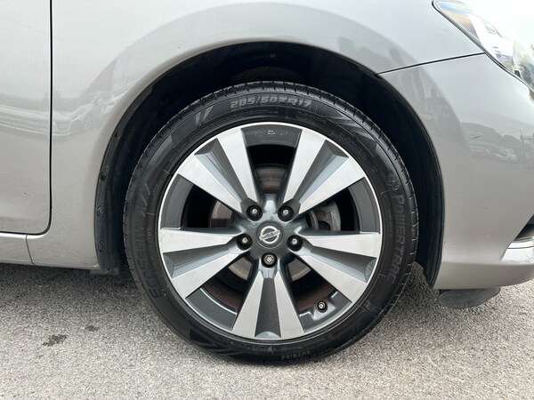 Used Nissan Pulsar 2015 for sale - 76264475: Photo 31