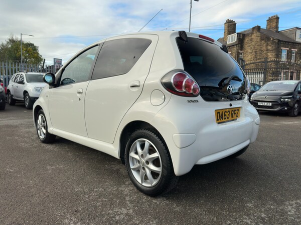 Used Toyota AYGO 2013 for sale - 76341010: Photo 10