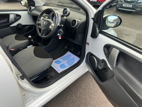Used Toyota AYGO 2013 for sale - 76341010: Photo 15