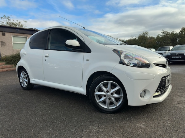 Used Toyota AYGO 2013 for sale - 76341010: Photo 1