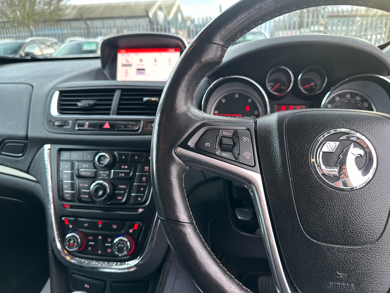 Used Vauxhall Mokka 2015 for sale - 77665297: Photo 34