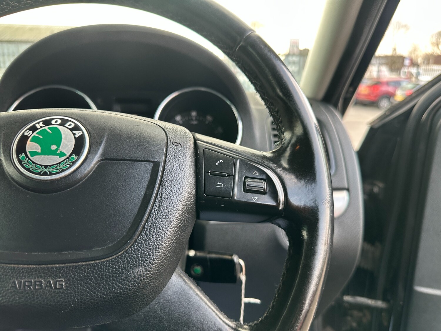 Used Skoda Yeti 2012 for sale - 77950948: Photo 32