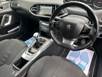 Used Peugeot 308 2014 for sale - 79639940: Photo