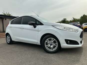 2013 (63) - 1.6 TDCi Zetec ECOnetic 5dr