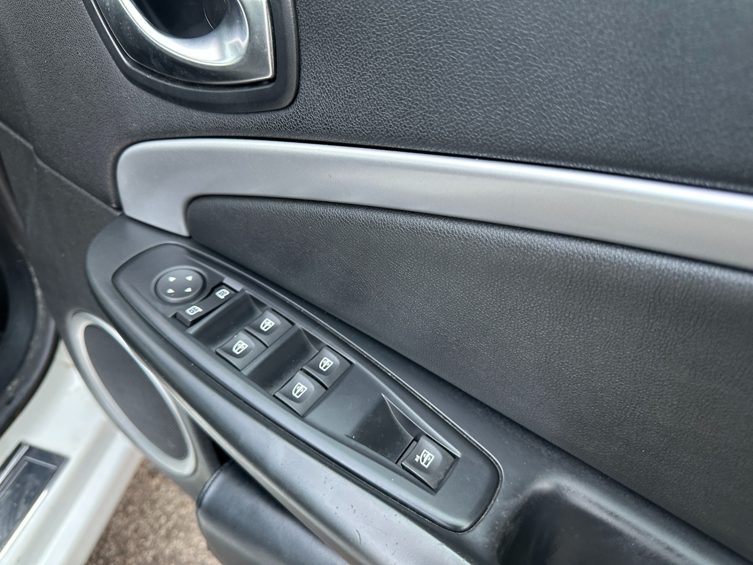 Used Renault Megane 2011 for sale - 78176592: Photo 22