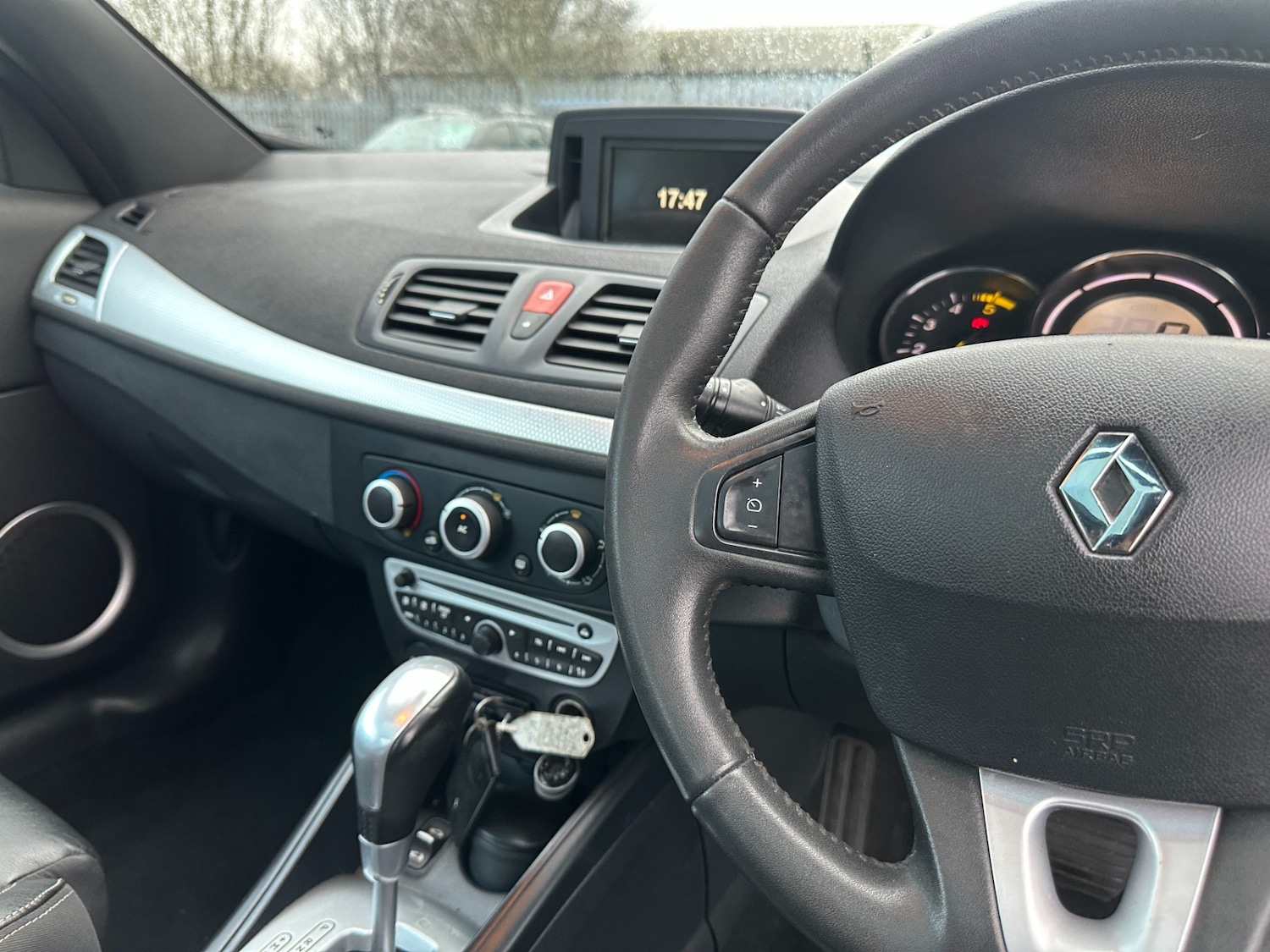 Used Renault Megane 2011 for sale - 78176592: Photo 24