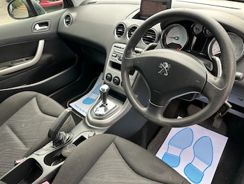 Used Peugeot 308 2011 for sale - 75856406: Photo