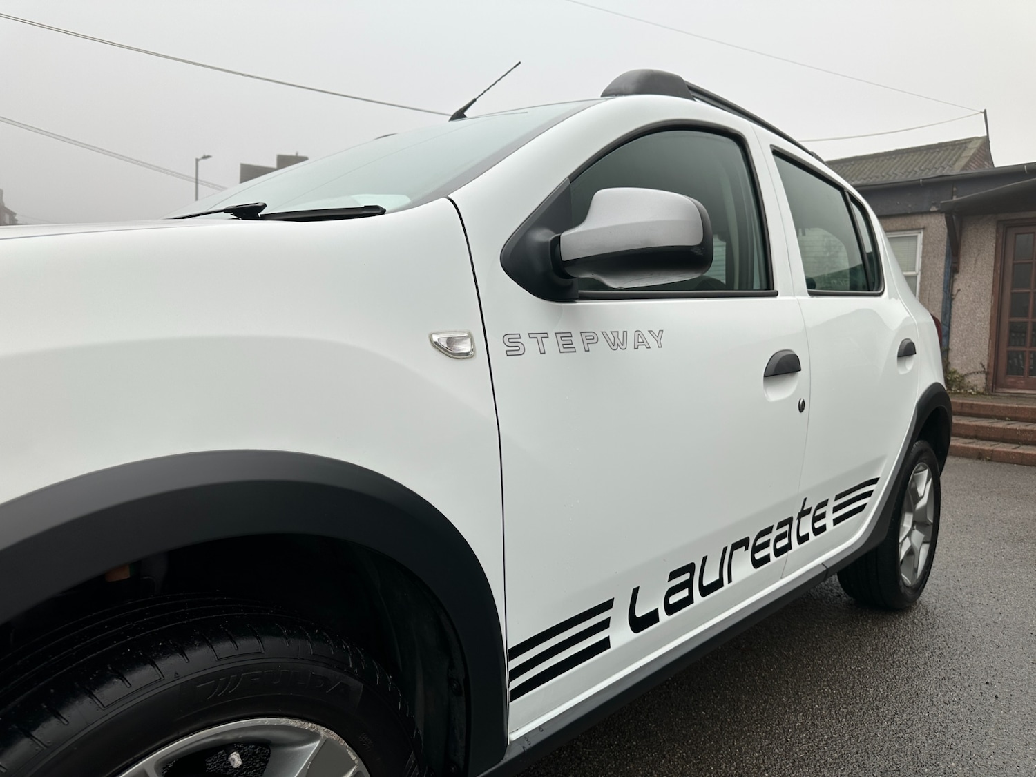 Used Dacia Sandero Stepway 2017 for sale - 77249042: Photo 26