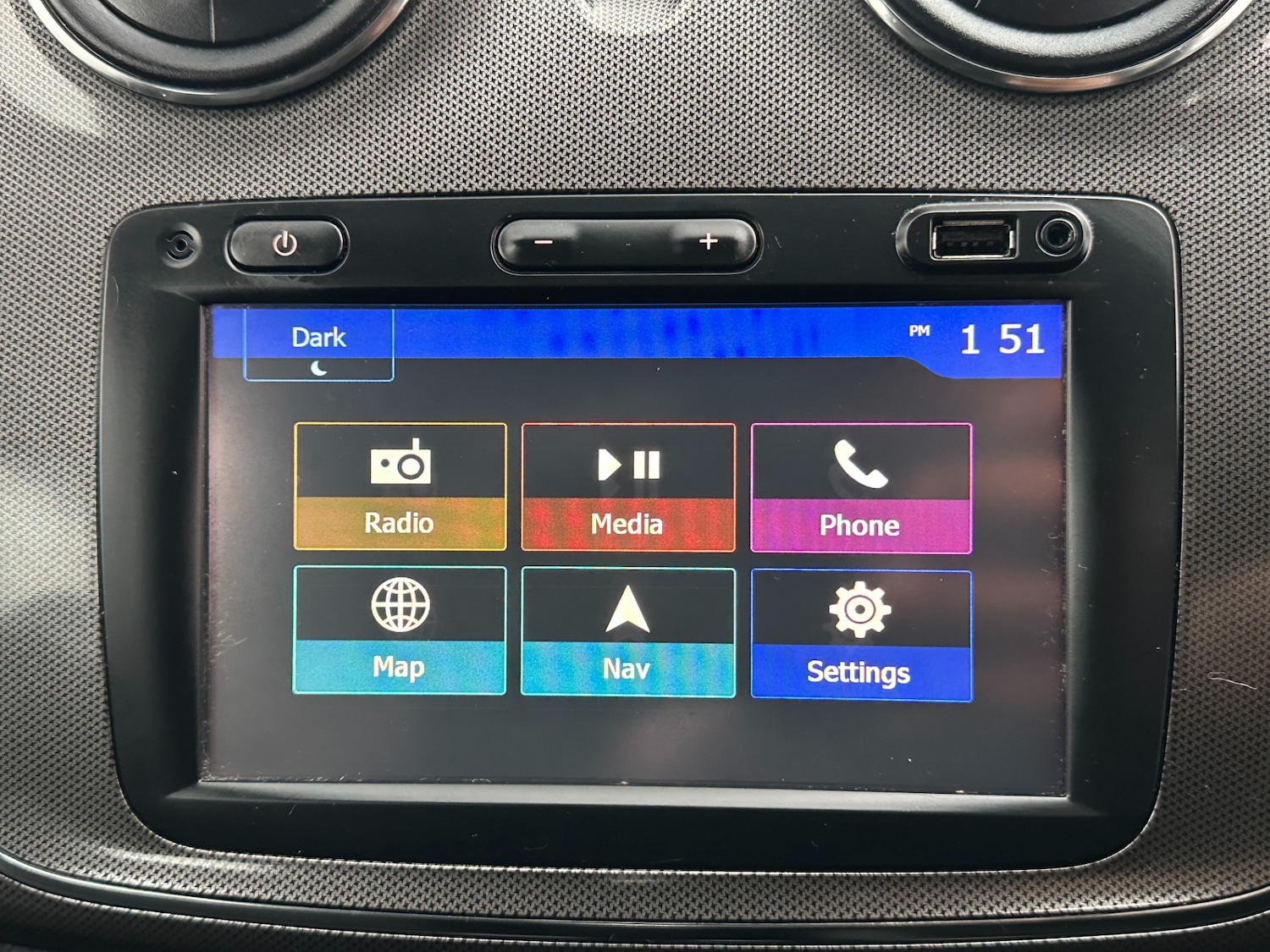 Used Dacia Sandero Stepway 2017 for sale - 77249042: Photo 9