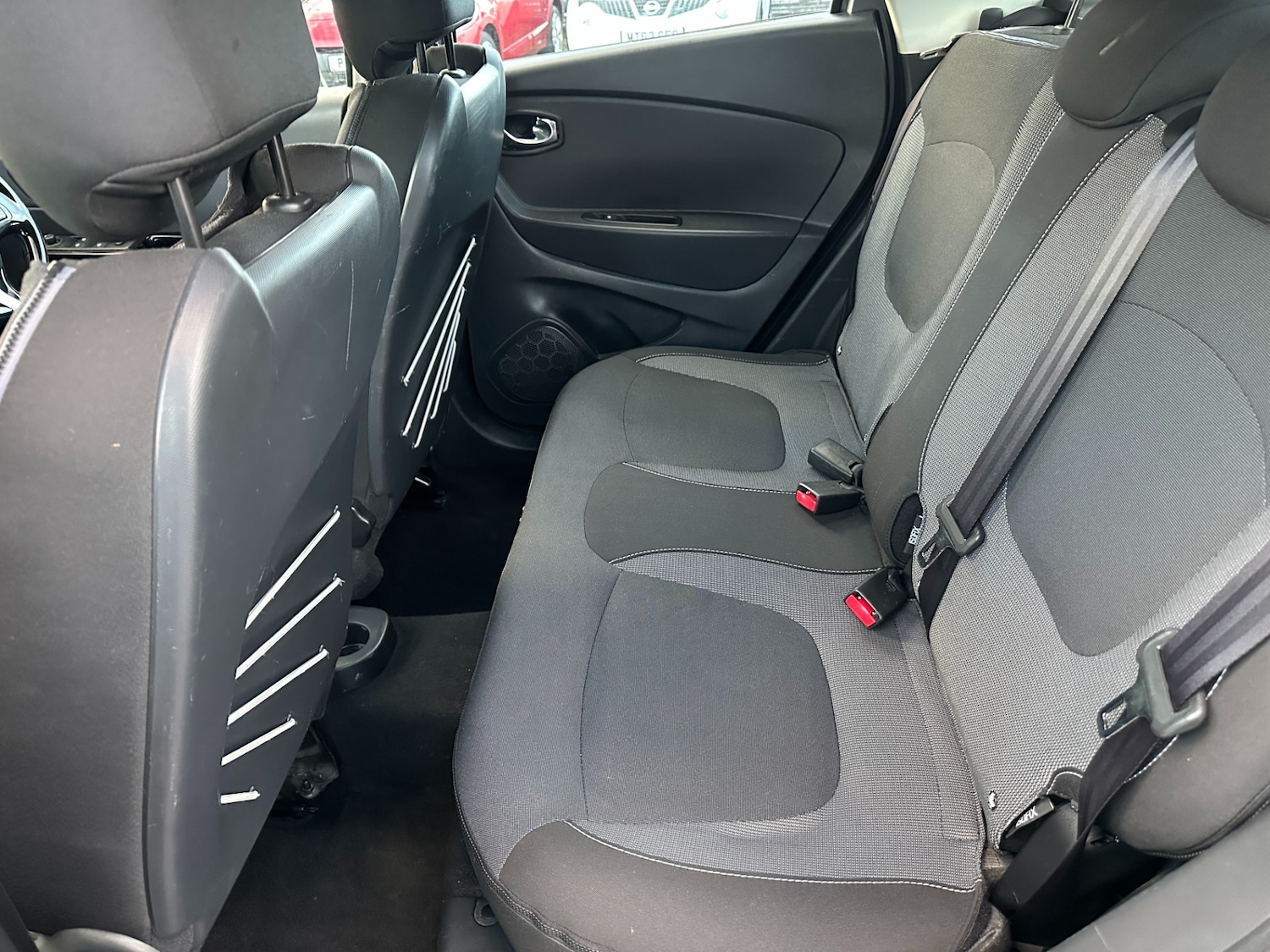 Used Renault Captur 2015 for sale - 76980325: Photo 12