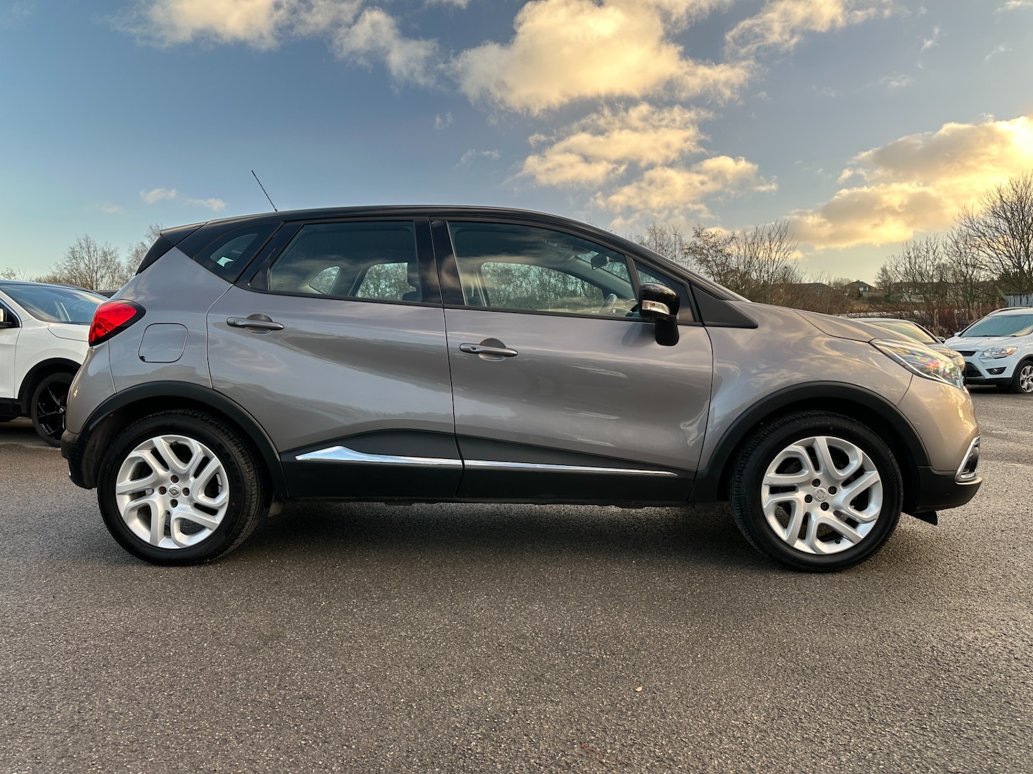 Used Renault Captur 2015 for sale - 76980325: Photo 14