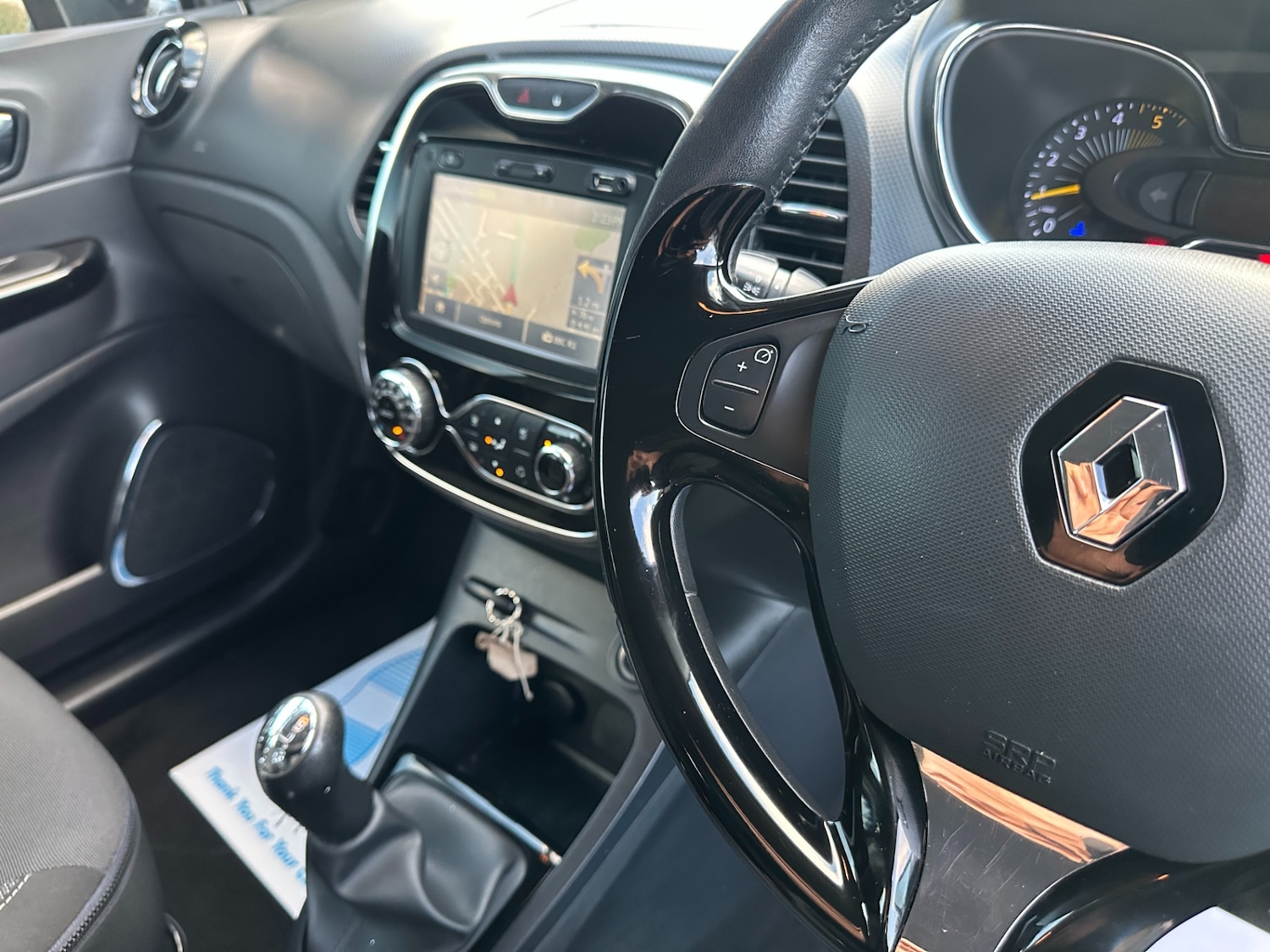 Used Renault Captur 2015 for sale - 76980325: Photo 35