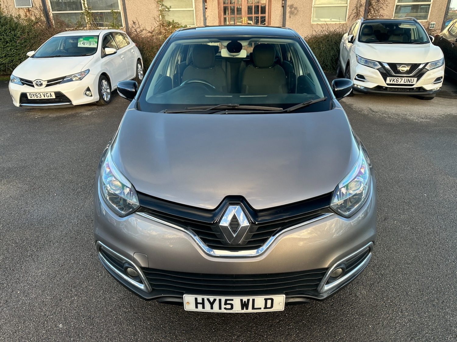 Used Renault Captur 2015 for sale - 76980325: Photo 4