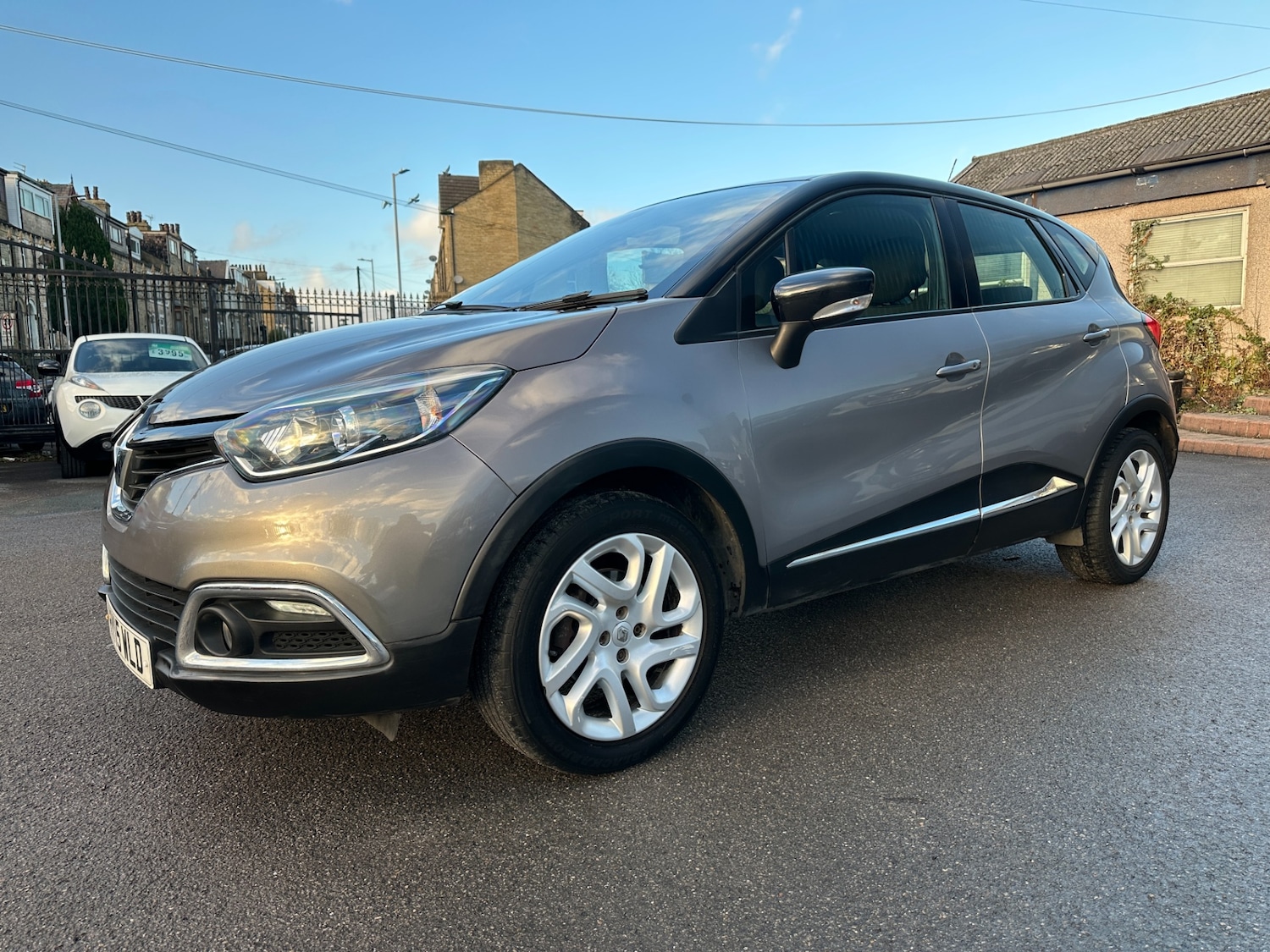 Used Renault Captur 2015 for sale - 76980325: Photo 5