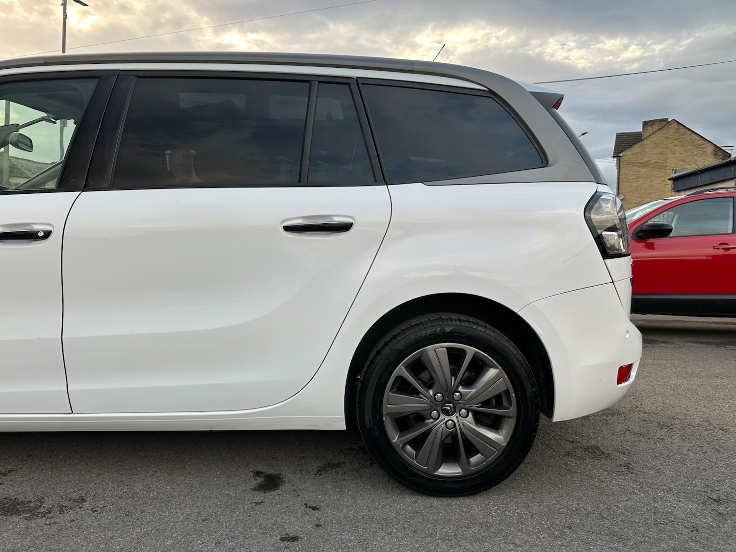 Vehicle 28