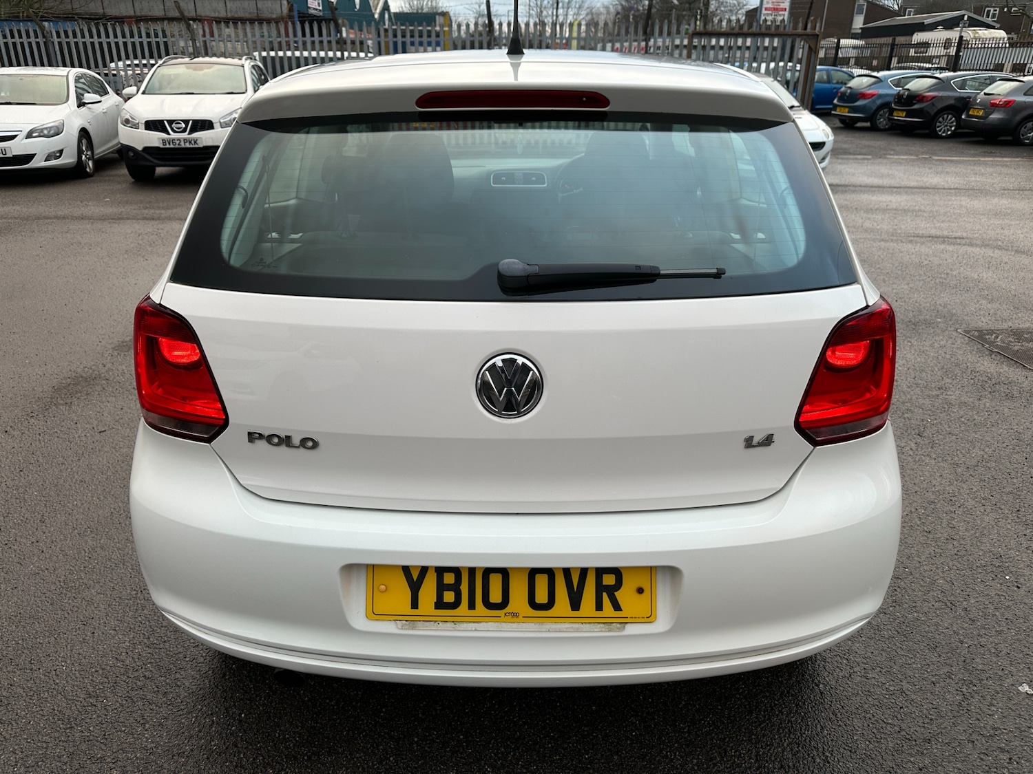 Used Volkswagen Polo 2010 for sale - 77235692: Photo 15