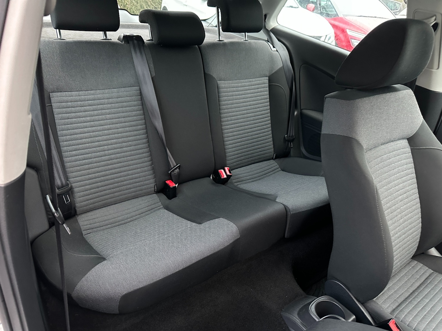 Used Volkswagen Polo 2010 for sale - 77235692: Photo 32