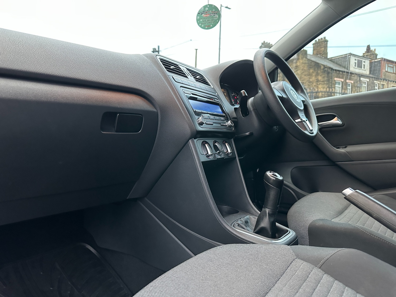 Used Volkswagen Polo 2010 for sale - 77235692: Photo 34